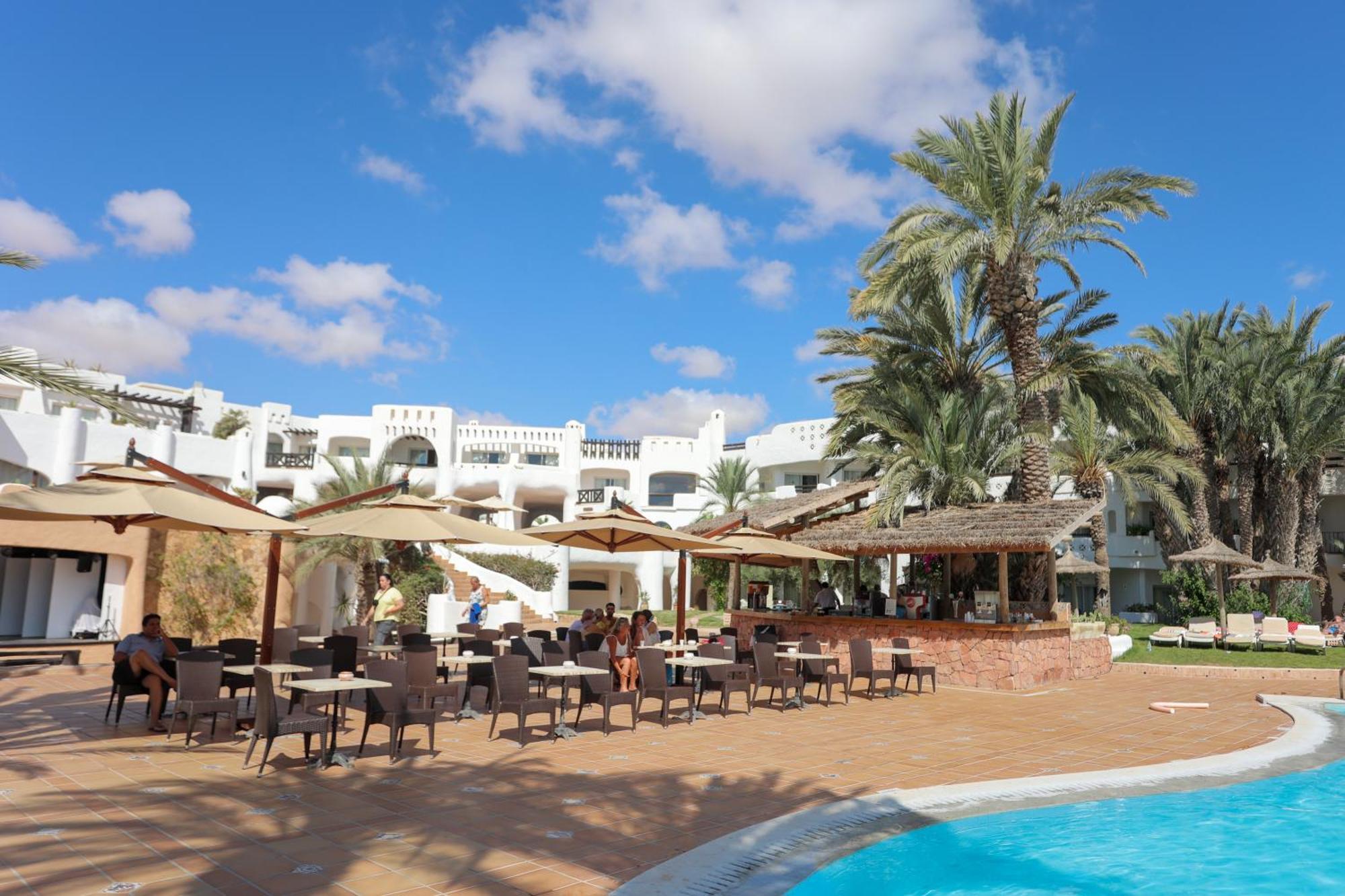 Odyssee Resort Thalasso & Spa Зарзис Екстериор снимка