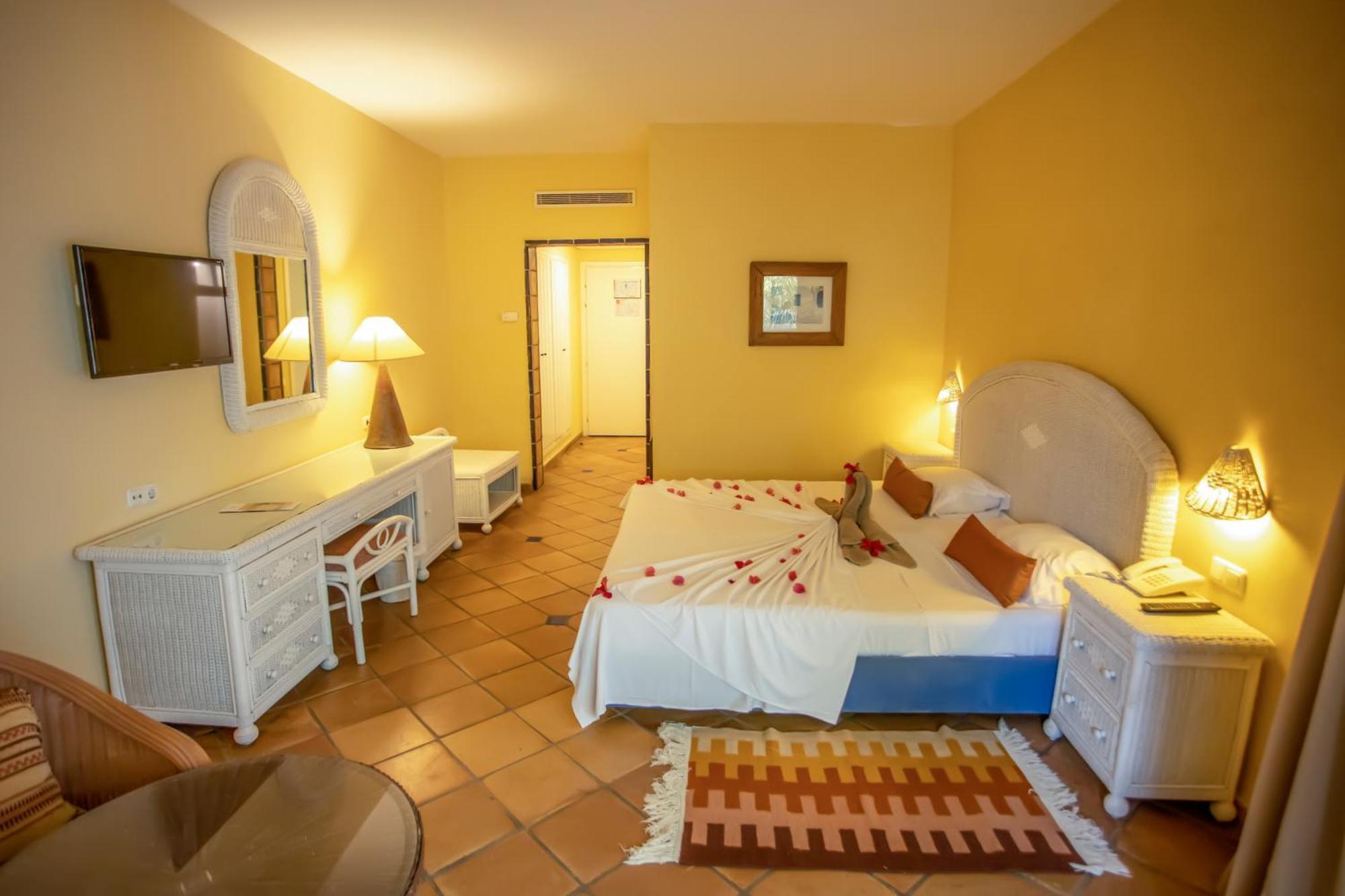 Odyssee Resort Thalasso & Spa Зарзис Екстериор снимка